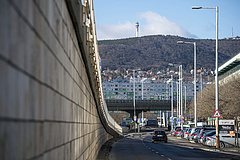 Óbuda tajtékzik, megbénul a környék közlekedése